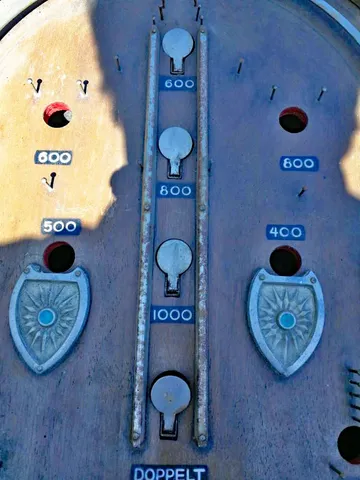 Playfield - Detail