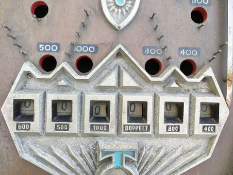 Playfield - Detail