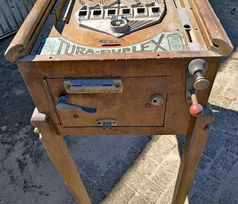 Cabinet - Front