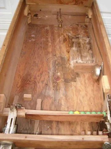 Inside Cabinet
