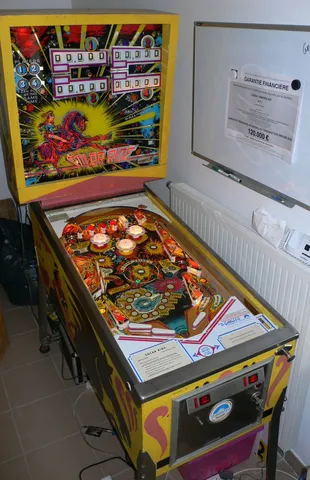 Sample Game - Cabinet - Full View*