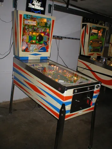 Cabinet - Full View