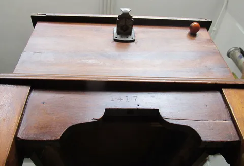 Cabinet - Front*