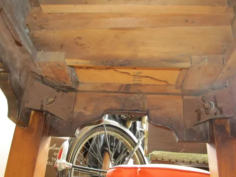 Cabinet - Bottom - Detail*
