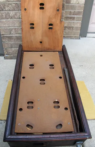 Inside Cabinet - Baffle Board