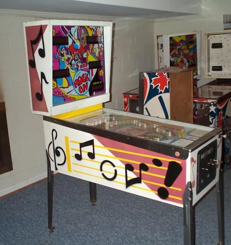 Cabinet - Left*