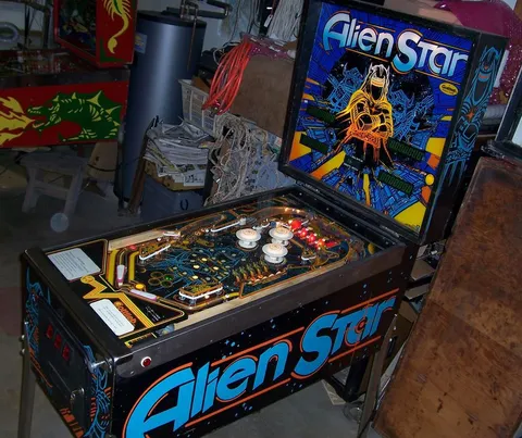 Cabinet - Full View - 3 Coin Chutes