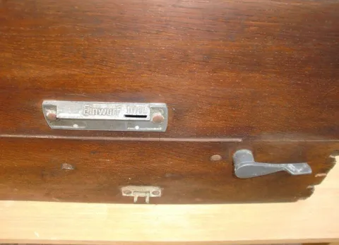 Coin Slot*