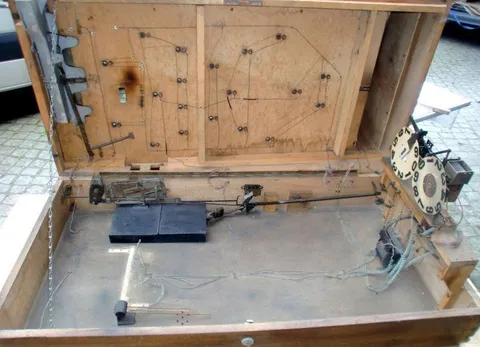 Inside Cabinet*