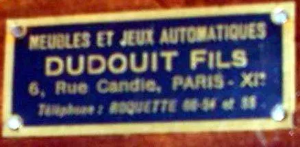 Manufacturer Plate