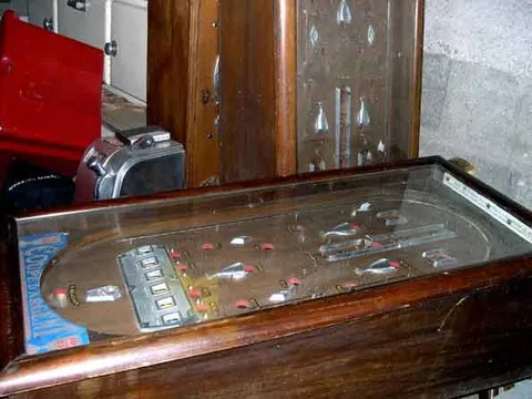 Cabinet - Right