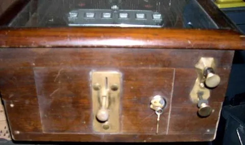 Cabinet - Front