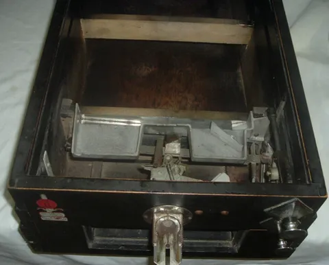 Inside Cabinet*