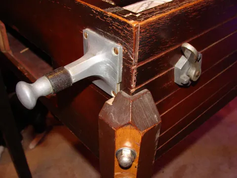 Ball Lift and Shooter Knob*