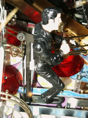 Prototype - Elvis - Detail