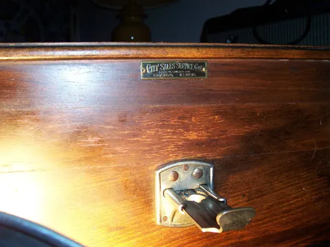 Cabinet - Front - Detail