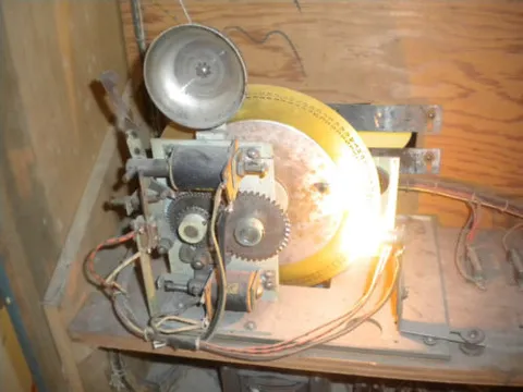 Free Play Projection Unit