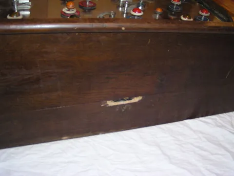 Left Side Showing Lock