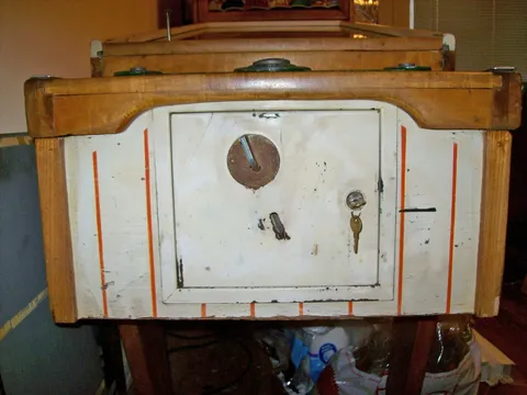 Cabinet - Front