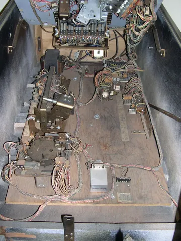 Inside Cabinet
