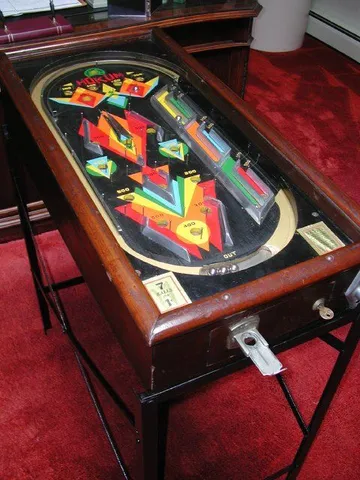 Game on Metal Stand