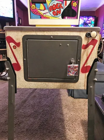 Cabinet - Front*
