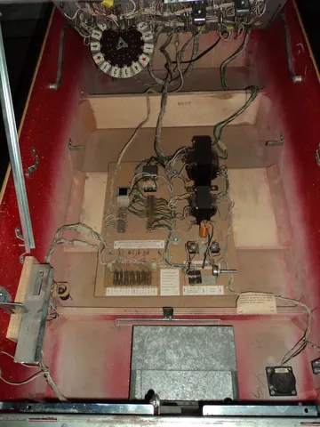 Inside Cabinet