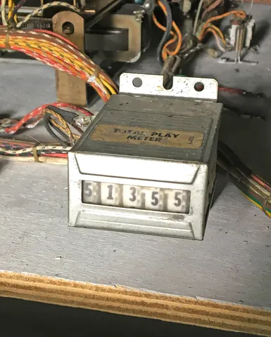 Inside Cabinet - Total Play Meter