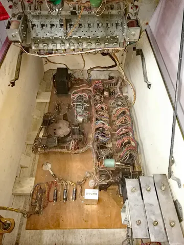 Inside Cabinet