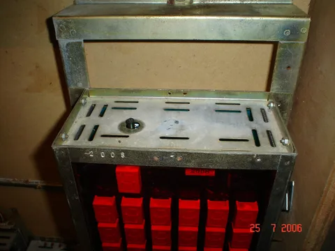Inside Backbox - Detail