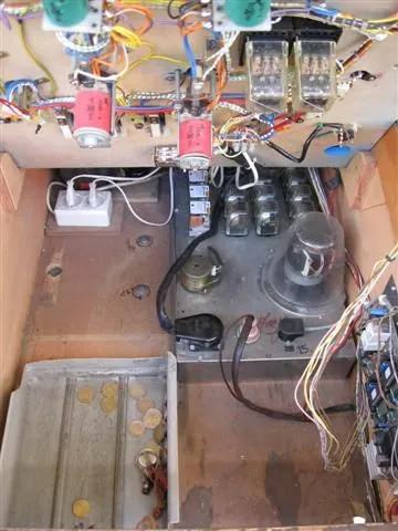 Inside Cabinet