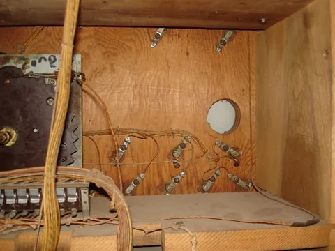 Inside Backbox - Detail