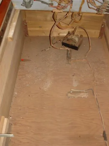 Inside Cabinet