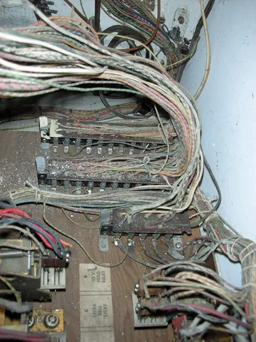 Inside Cabinet - Detail