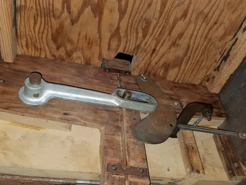 Ball Lift Mechanism