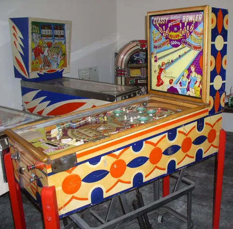 Cabinet - Right*
