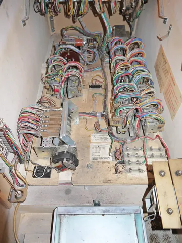 Inside Cabinet*