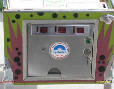 Sample Game - Cabinet - Front*
