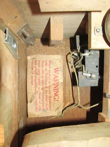Inside Cabinet - Detail
