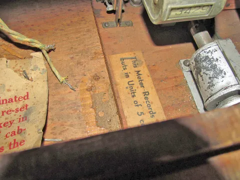 Inside Cabinet - Detail