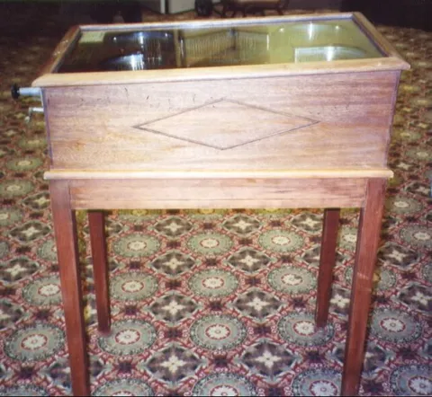 Cabinet - Right