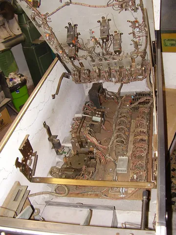 Inside Cabinet