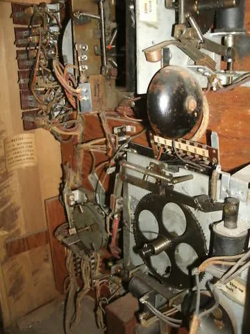 Inside Backbox - Detail