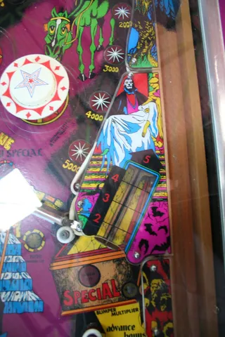 Playfield - Detail
