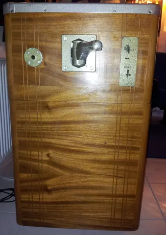 Cabinet - Coin Side*