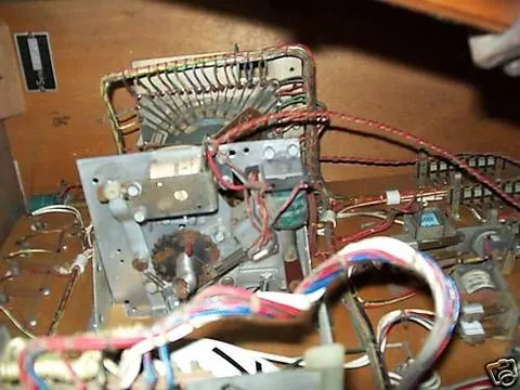 Inside Cabinet - Detail