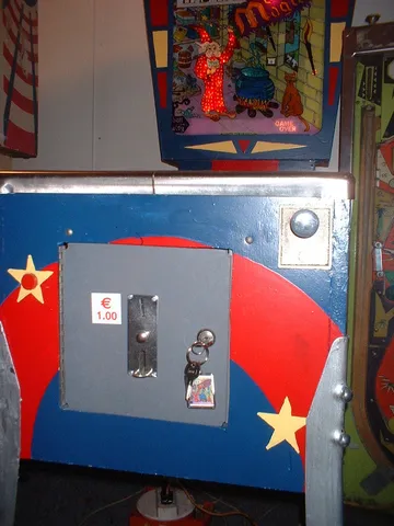 Cabinet - Front