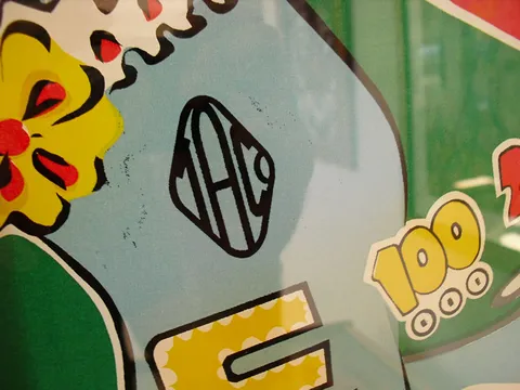 Backglass - Manufacturer Name