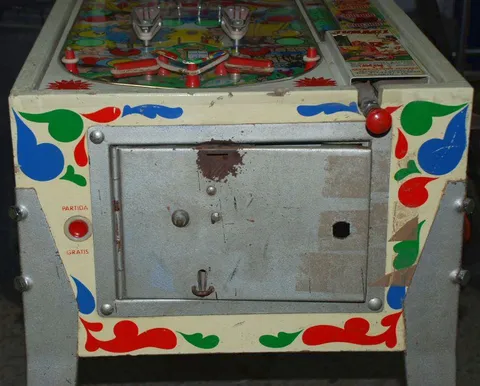 Cabinet - Front