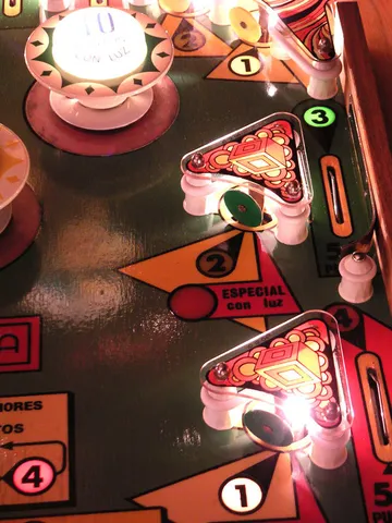 Illuminated Playfield - Detail